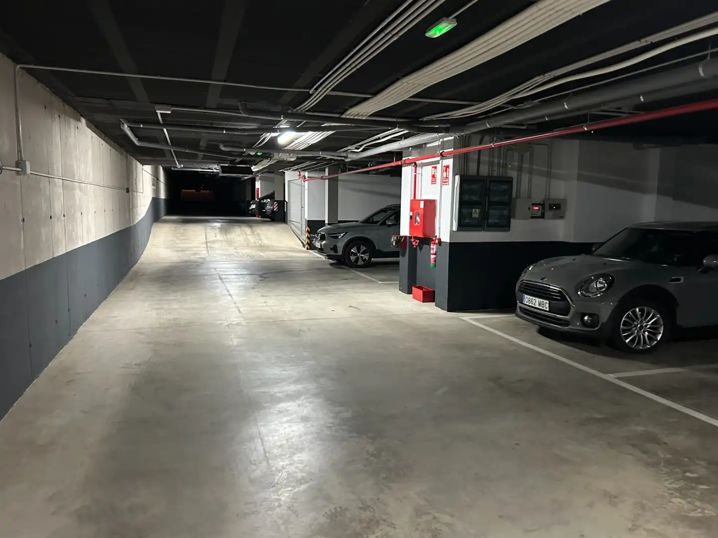 Parking de Planta baja en venta en Almería con Aire acondicionado, Calefacción y Jardín privado