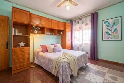 Habitación de Casa o chalet en venta en Torremolinos con Aire acondicionado, Calefacción y Jardín privado