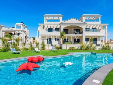 Appartement compact avec piscine à vendre à Rojales