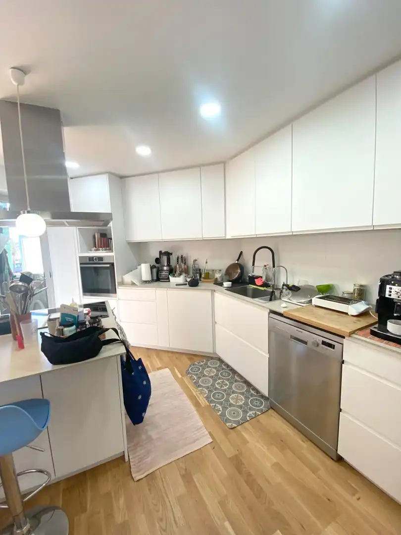 Küche von Wohnung zur Miete in Barcelona mit Heizung, Parkett und Möbliert