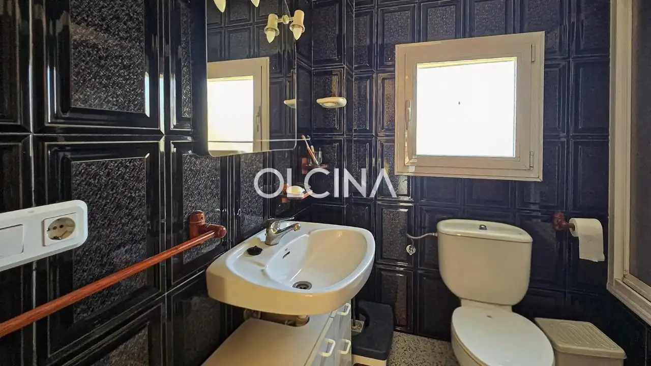 Bathroom of Houses for sale in Banyeres de Mariola  with Heating, Private garden and Terrace