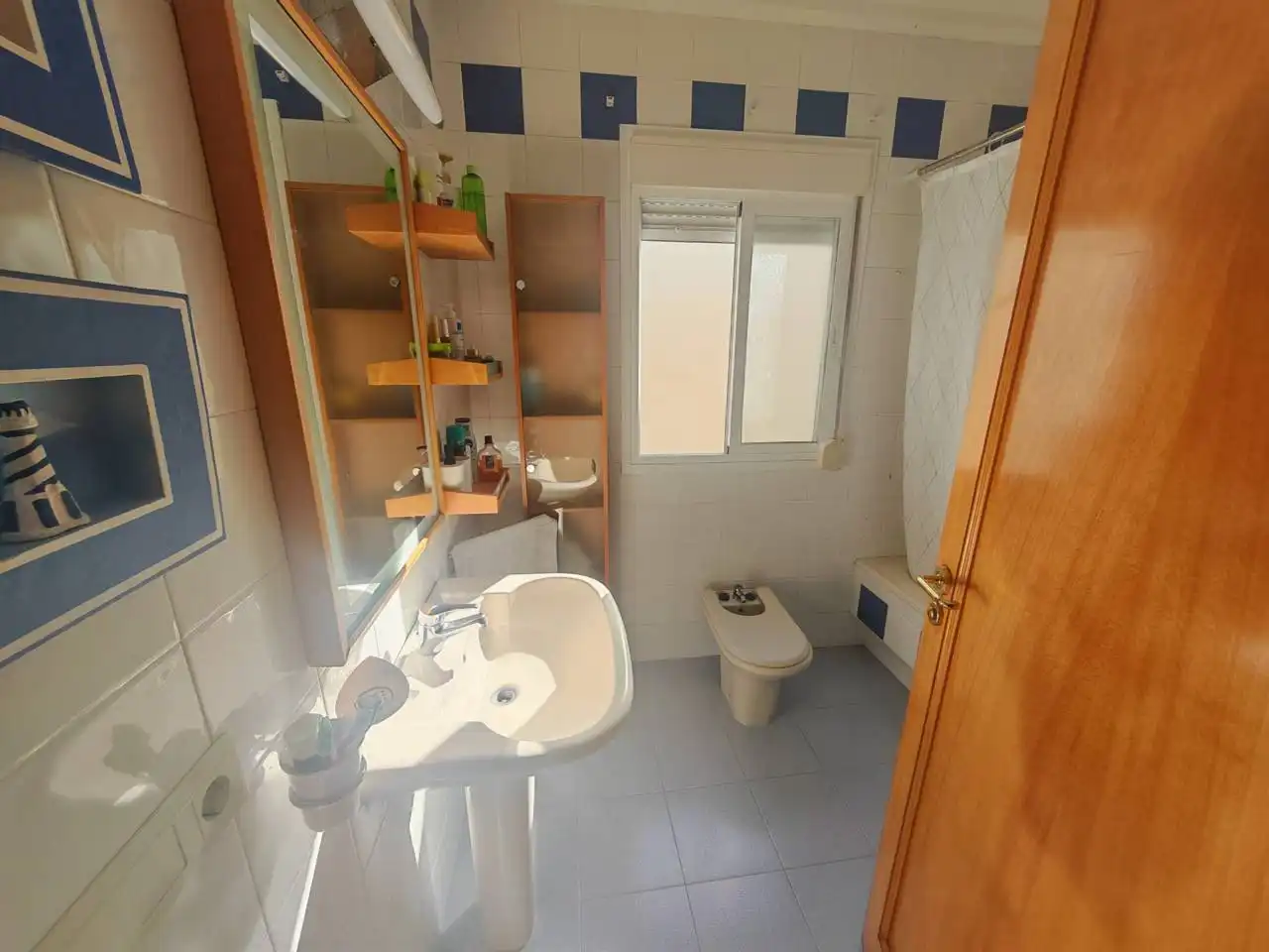Baño de Piso en venta en Huétor Tájar con Aire acondicionado, Calefacción y Parquet