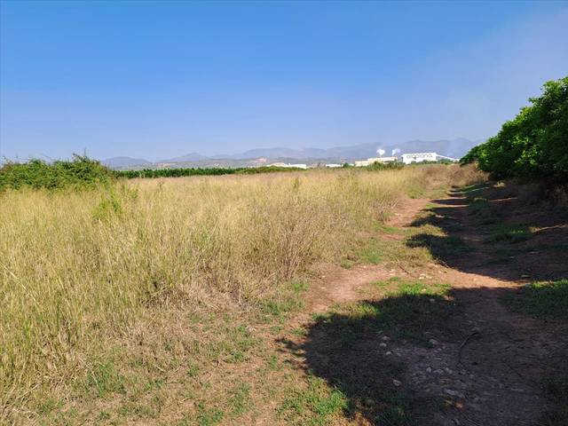 Terreno residencial en Venta en POLÍGONO 4 en Chilches / Xilxes