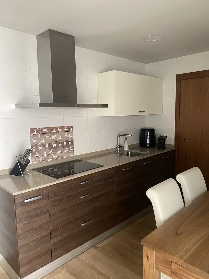 Cocina de Piso en venta en  Pamplona / Iruña con Parquet, Amueblado y Balcón