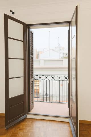 Piso en Venta en Carrer del Francolí en El Putget i el Farró