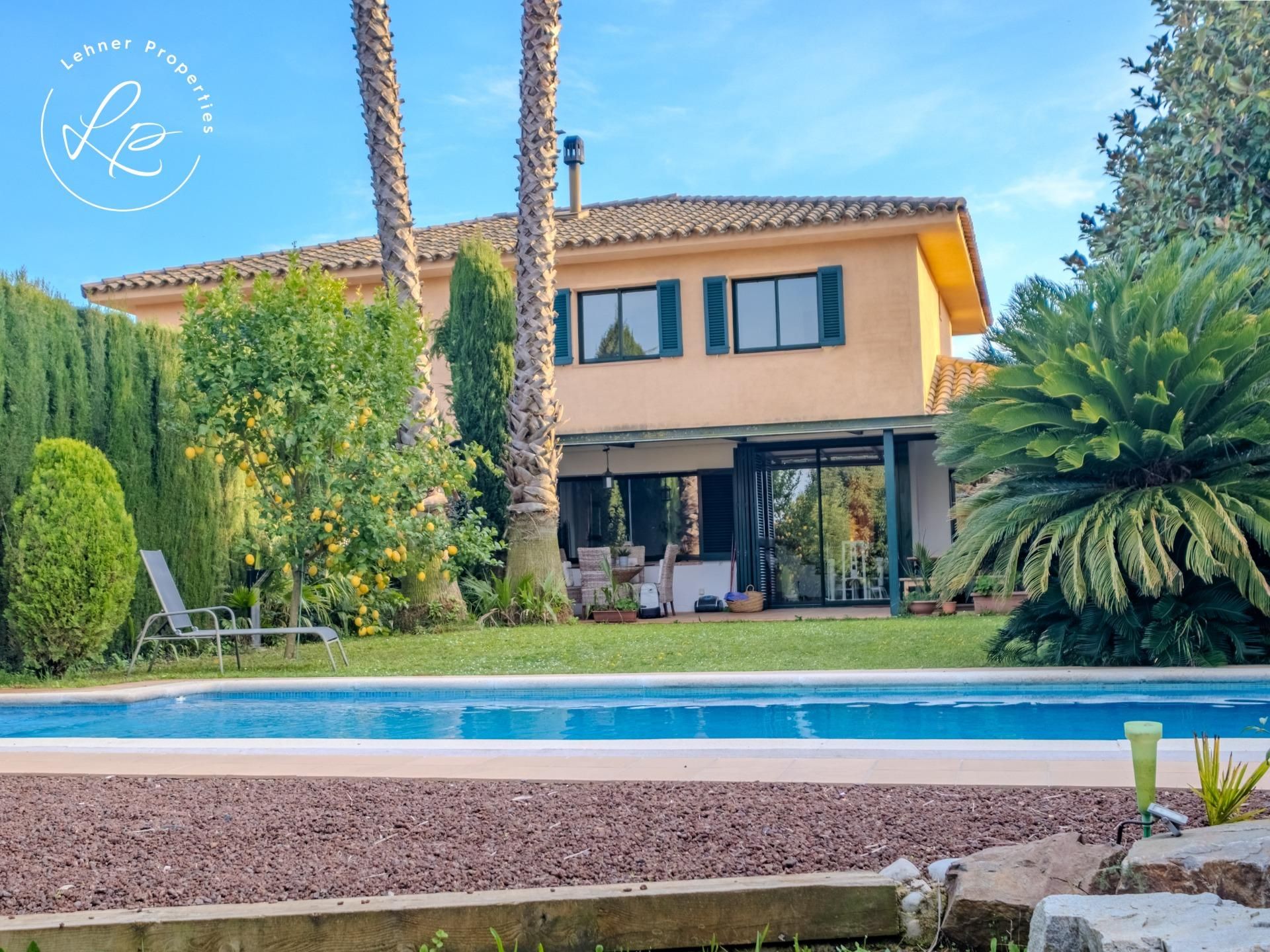 Garden of Single-family semi-detached for sale in Navata  with Private garden and Swimming Pool