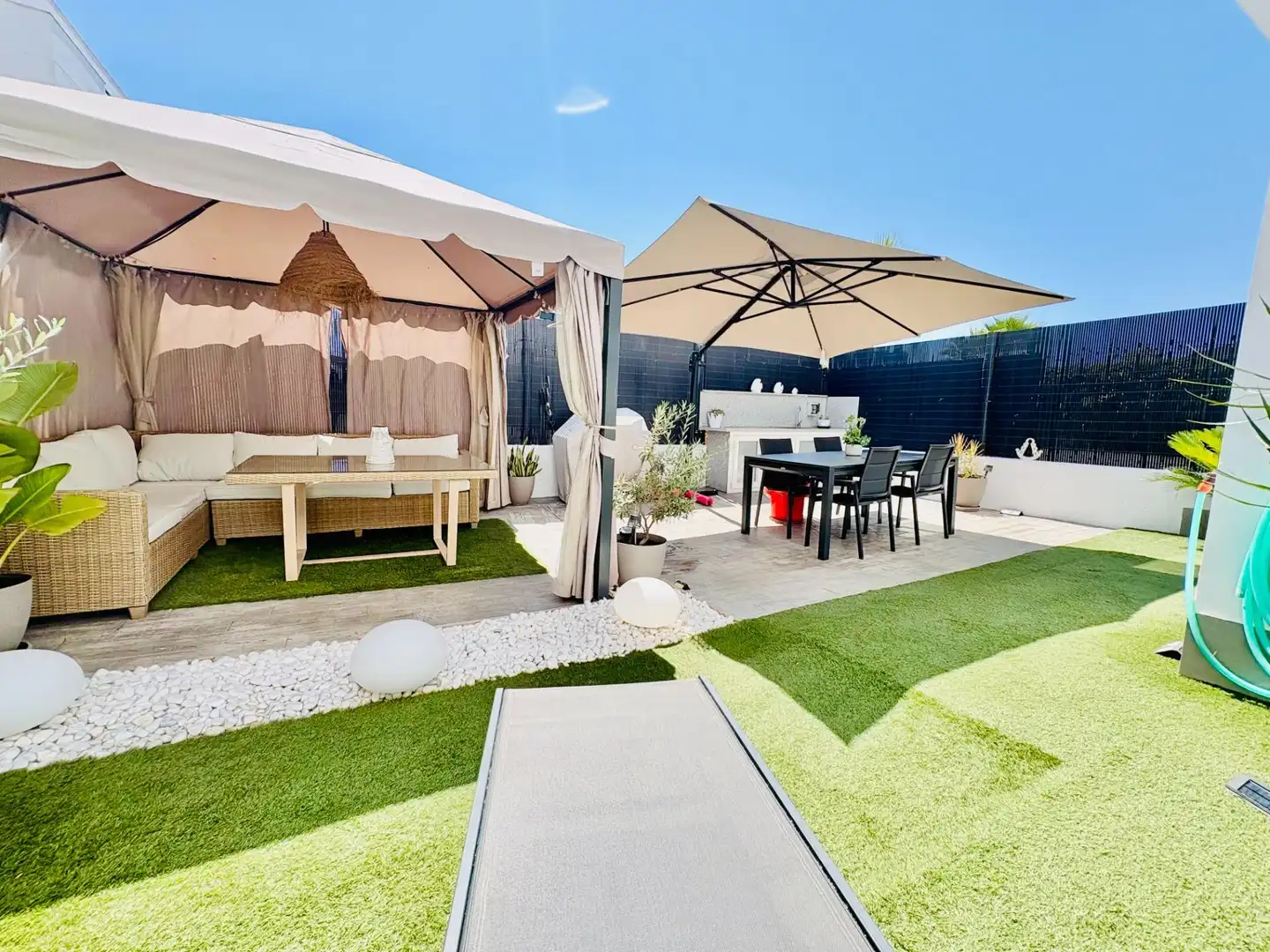 Terraza de Planta baja de alquiler en Vélez-Málaga con Aire acondicionado, Calefacción y Jardín privado
