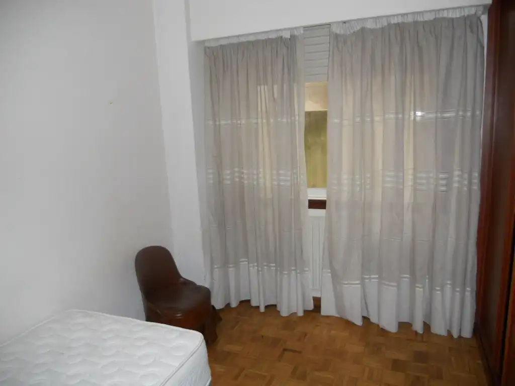 Habitación de Piso de alquiler en Ames con Calefacción, Trastero y Amueblado