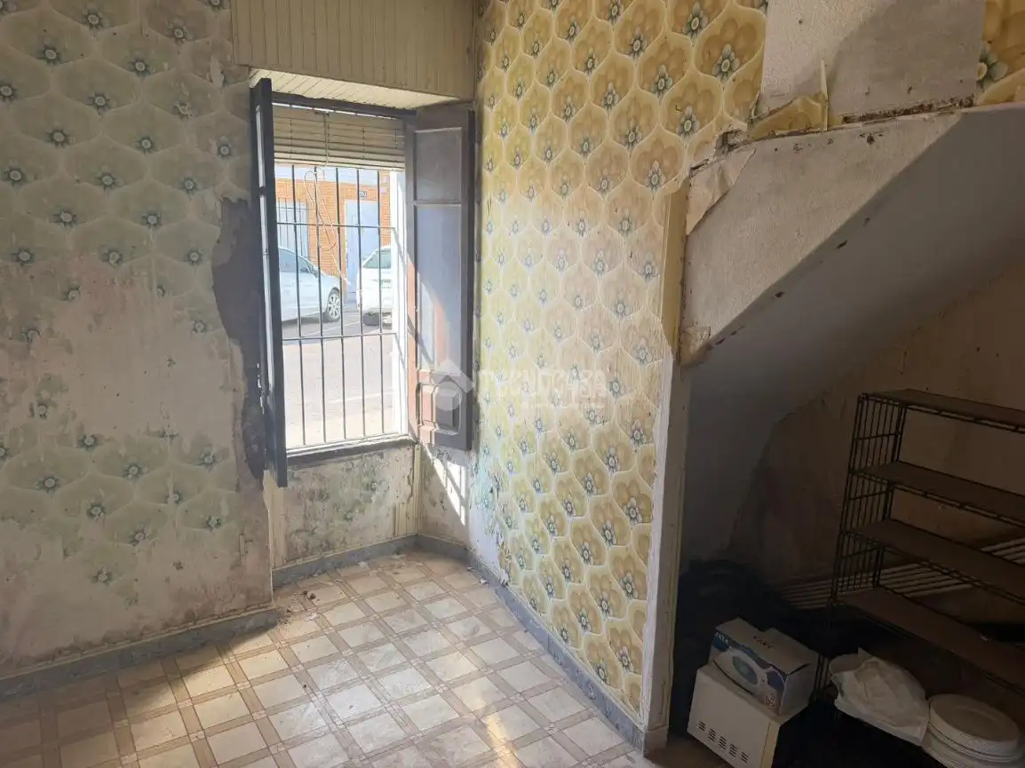 Detached homes for sale in Montijo