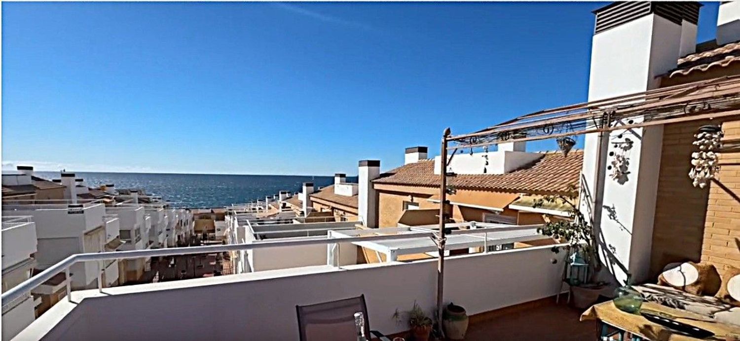Terrassa de Casa o xalet en venda en Alicante / Alacant amb Aire condicionat, Jardí privat i Terrassa