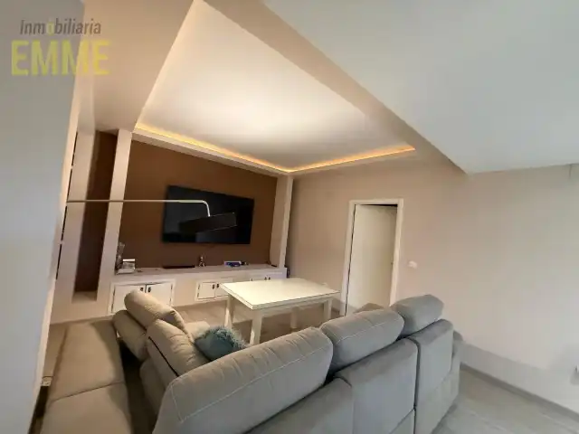 Sala d'estar de Casa o xalet en venda en Ronda amb Aire condicionat, Calefacció i Jardí privat