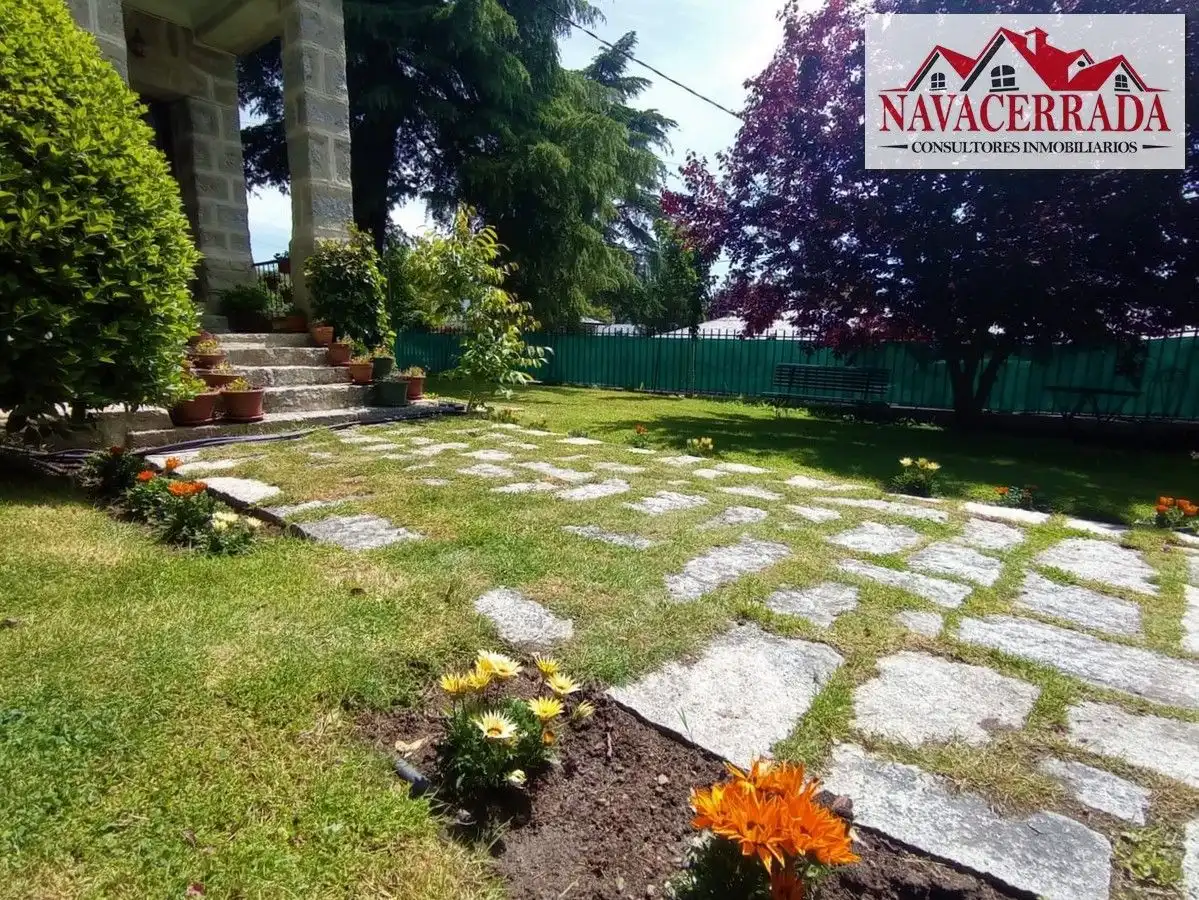 Terrassa de Casa adosada de lloguer en Navacerrada amb Calefacció, Jardí privat i Terrassa