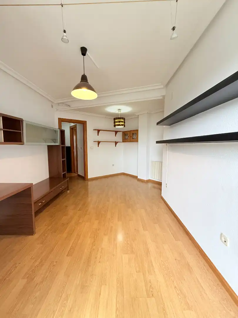 Wohnzimmer von Wohnung zur Miete in Madrid mit Heizung, Möbliert und Waschmaschine