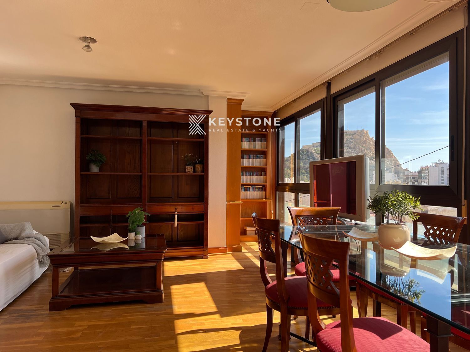 Menjador de Pis de lloguer en Alicante / Alacant amb Aire condicionat, Calefacció i Moblat