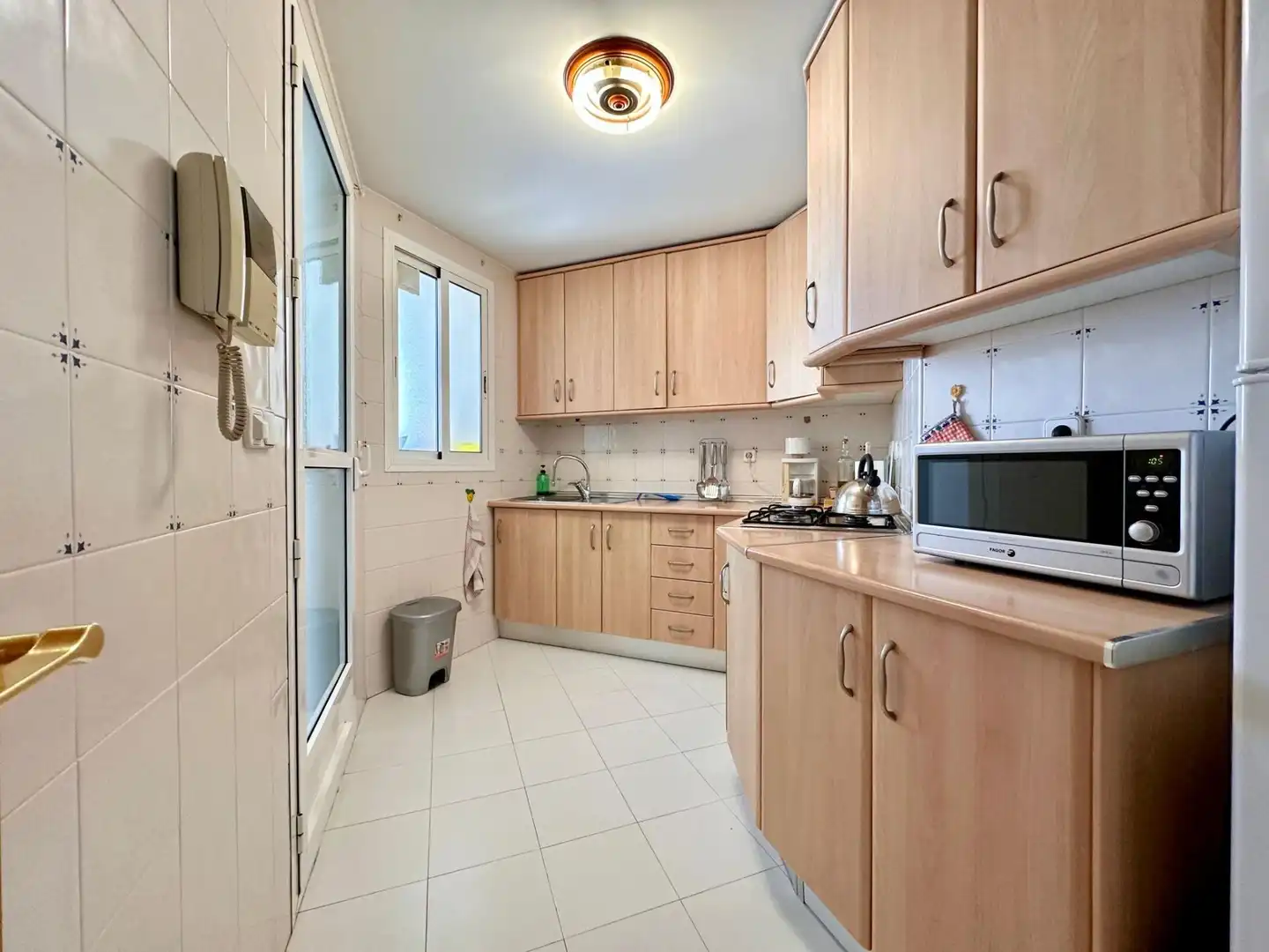 Piso de alquiler en Aguadulce Sur