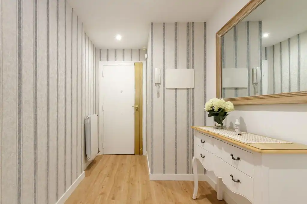 Piso de alquiler en Donostia - San Sebastián  con Aire acondicionado, Amueblado y TV