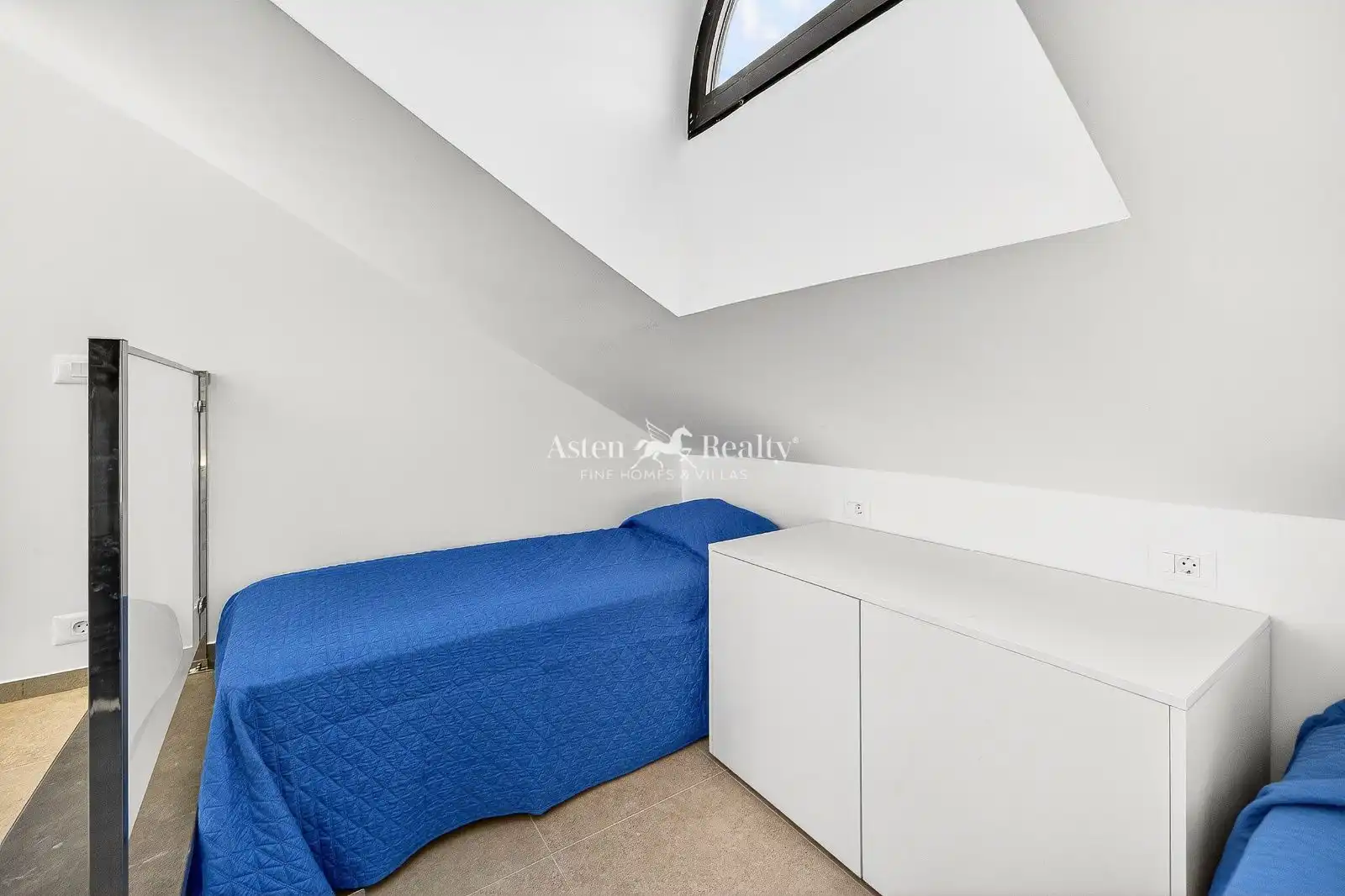 Habitación de Ático en venta en Arona con Aire acondicionado, Terraza y Piscina