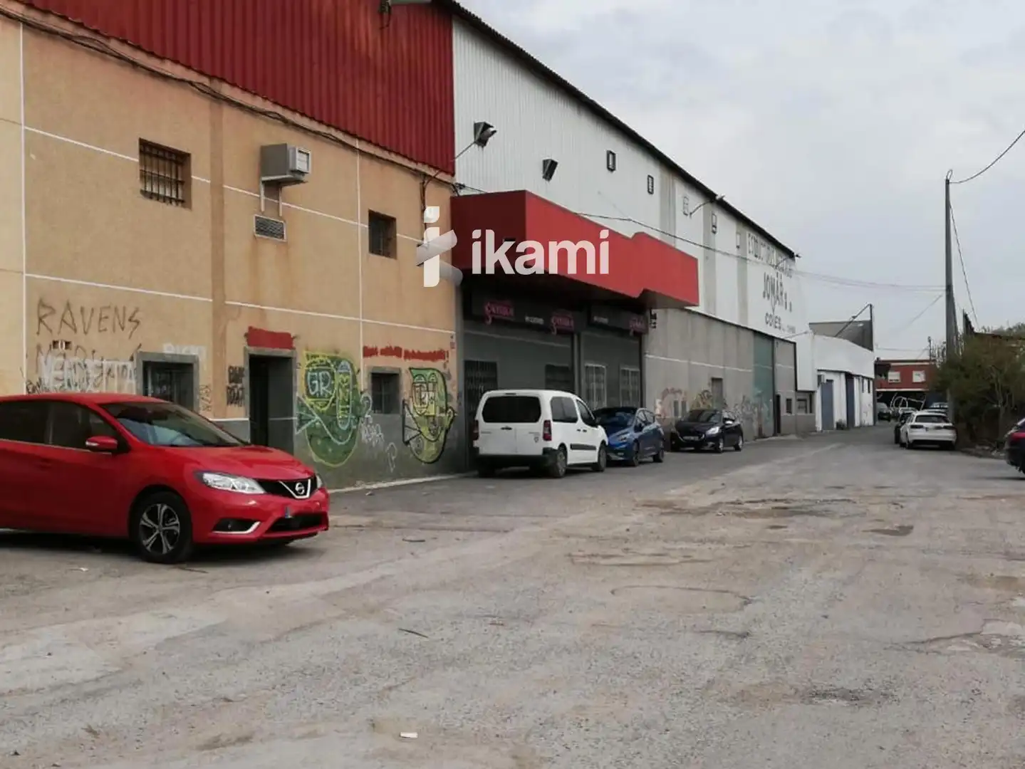 Vista exterior de Nau industrial en venda en Población de Arroyo
