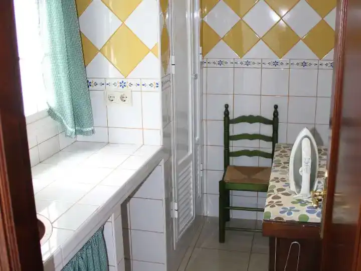 Cuina de Casa adosada en venda en Trebujena amb Aire condicionat i Balcó