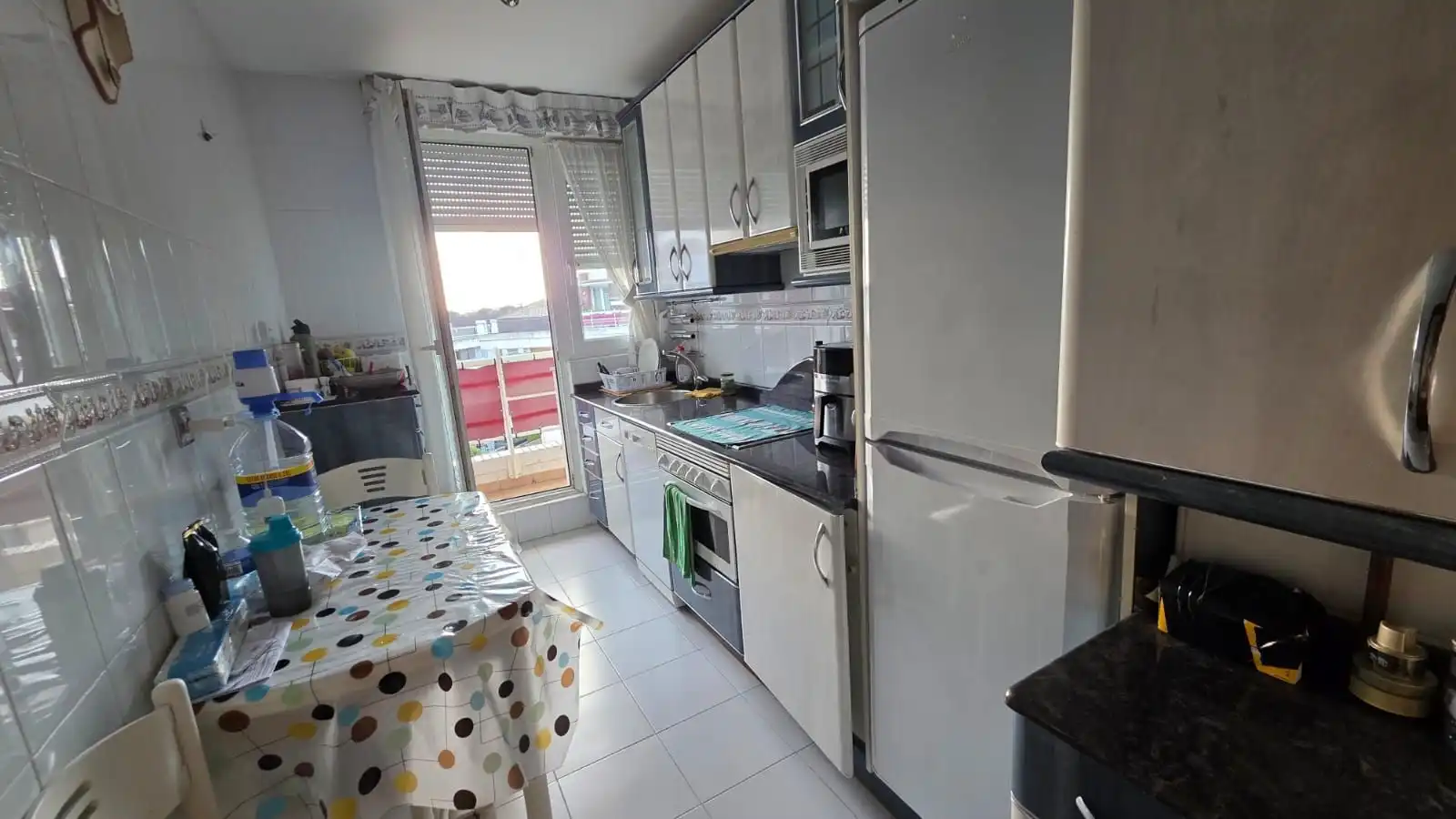 Cocina de Piso en venta en Castro-Urdiales con Calefacción, Terraza y Trastero
