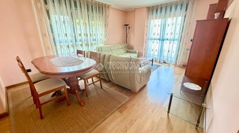 Photo 3 of Flat for sale in C. 8 de Marzo, La Lastra, León Capital