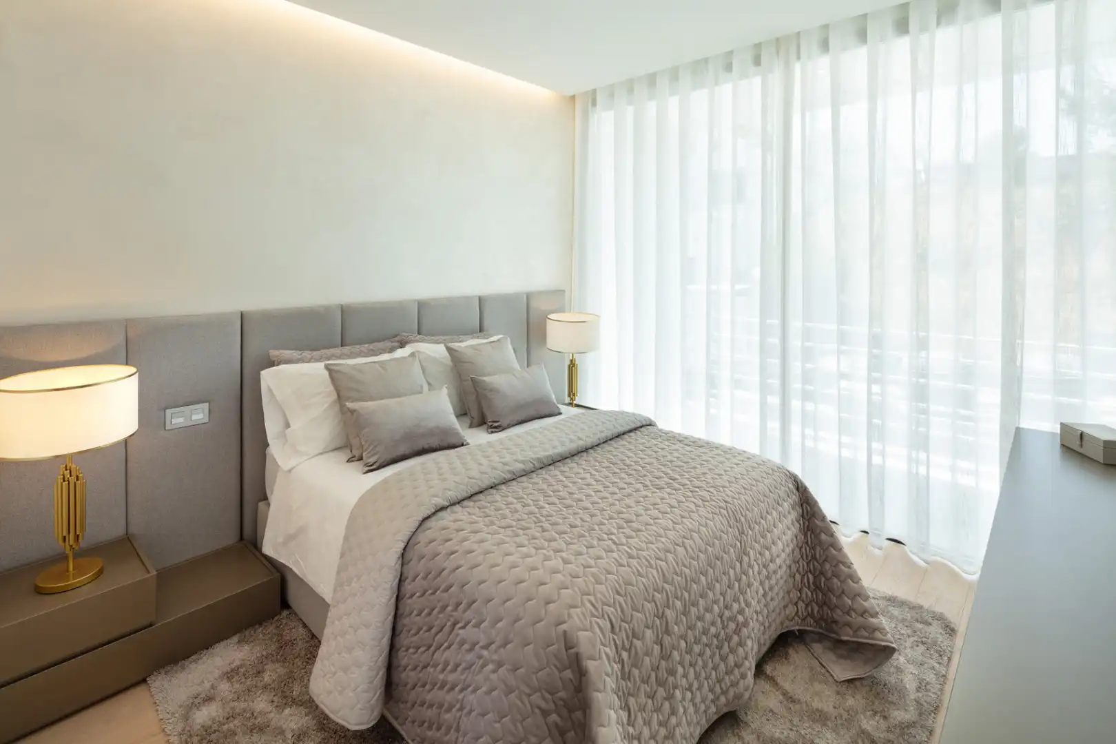 Dormitori de Casa o xalet de lloguer en Marbella amb Aire condicionat, Jardí privat i Terrassa