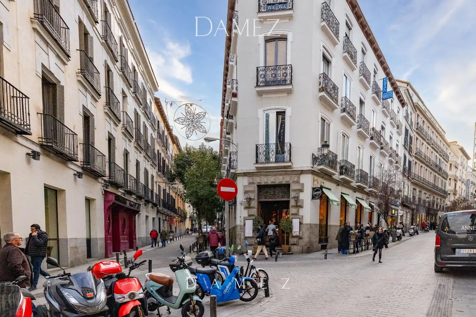Vista exterior de Piso en venta en Madrid con Aire acondicionado y Amueblado
