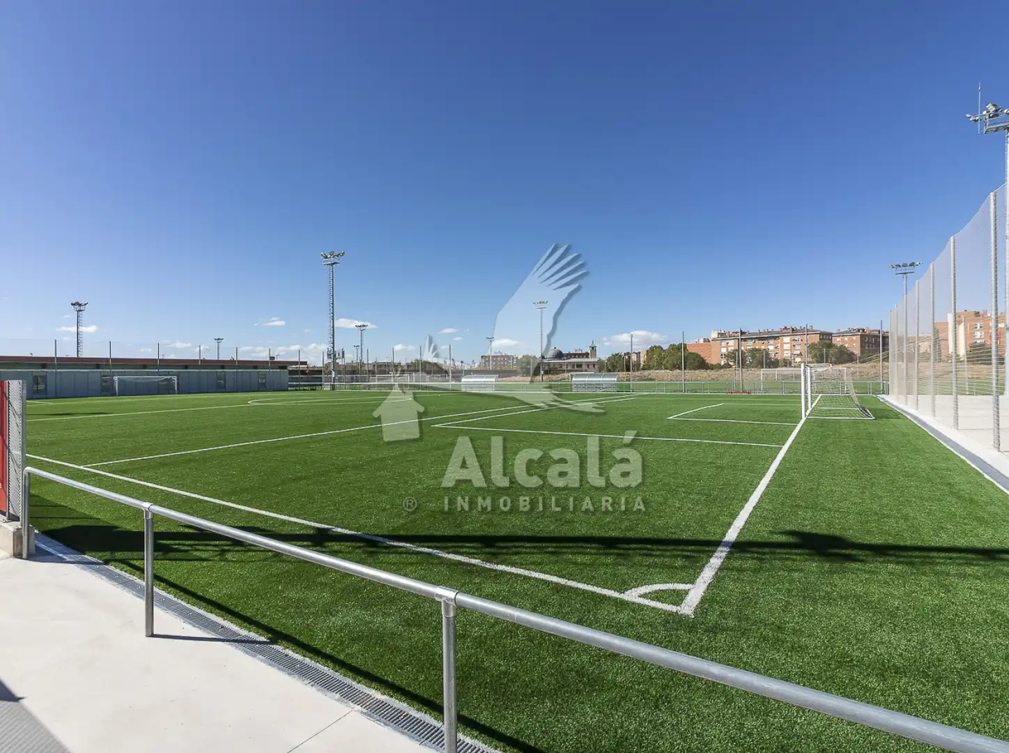 Parking de Local en venta en Alcalá de Henares