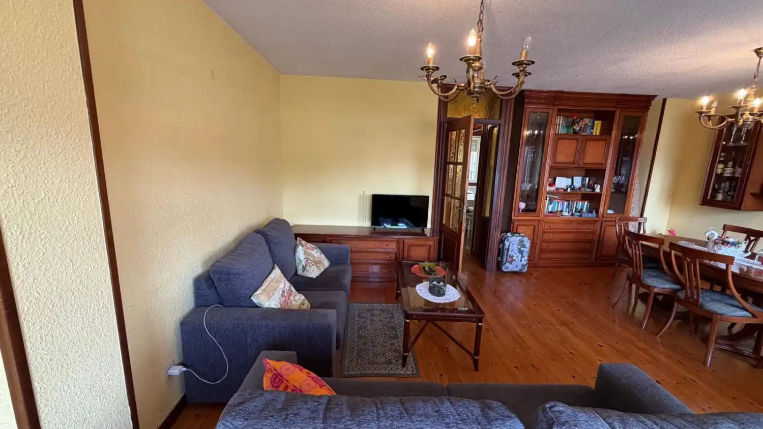 Sala de estar de Casa o chalet en venta en Bárcena de Cicero con Calefacción, Terraza y Trastero
