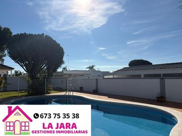 Casa con piscina en venta en Pago Valdeconejos