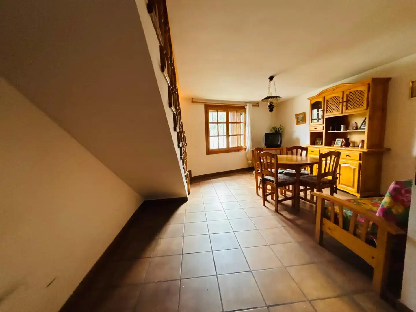 Menjador de Finca rústica en venda en Cornudella de Montsant amb Aire condicionat, Jardí privat i Moblat