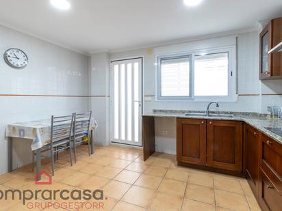 Kitchen of House or chalet for sale in Montserrat  with Air Conditioner, Private garden and Parquet flooring