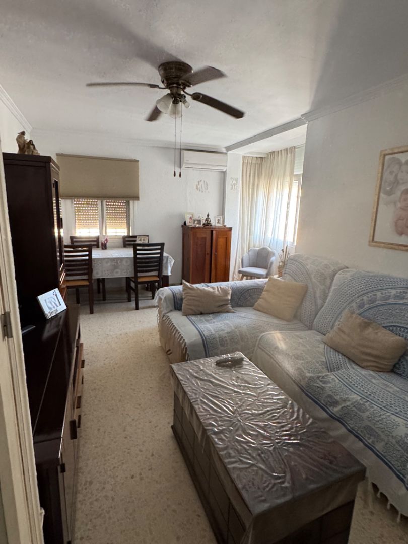 Living room of Flat for sale in Sanlúcar de Barrameda  with Air Conditioner, Heating and Private garden