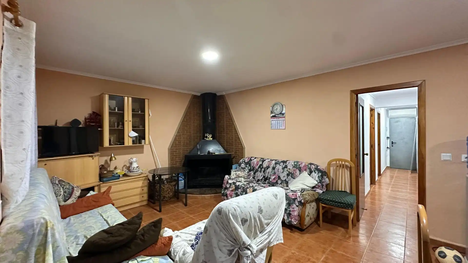 Sala de estar de Casa o chalet en venta en Tous con Jardín privado, Terraza y Trastero