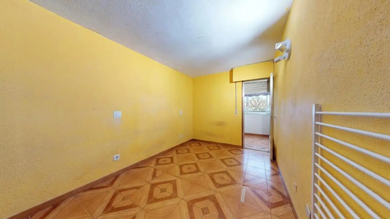 Bedroom of Flat for sale in Madrid  with Heating