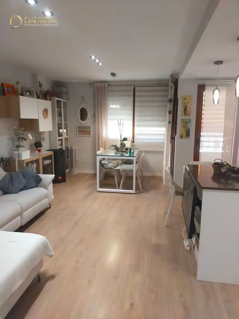 Comedor de Piso en venta en Gandia con Terraza, Trastero y Amueblado