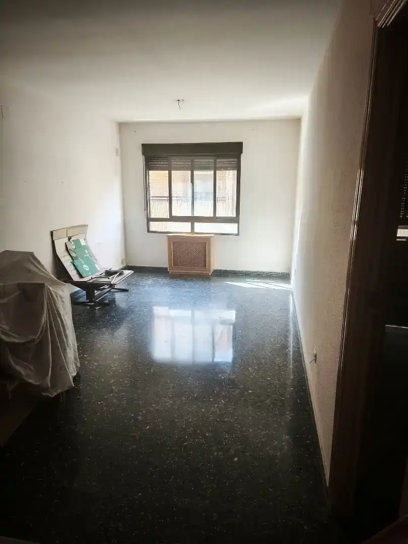 Dormitori de Apartament en venda en  Albacete Capital