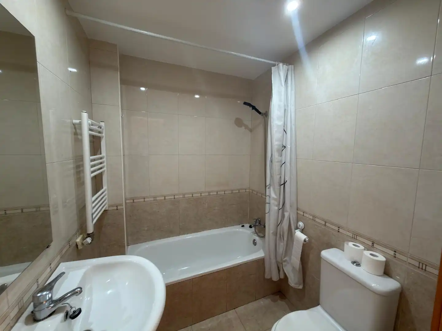 Bathroom of Flat for rent in Sant Celoni  with Heating