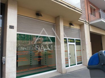 Local comercial en venda a Instituts - Universitat