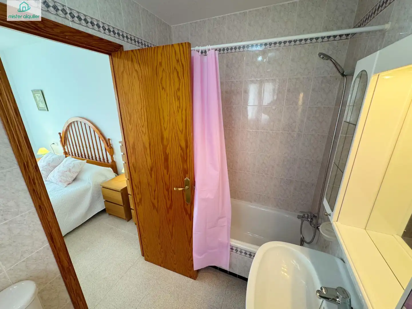 Bungalow con terrazza in affitto a Calle ALBAYNA 3, imagen 44