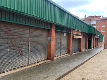 Local comercial en venda a CL ATENES 
Es: Pl:P Pt:
 MATARO (BARCELONA)