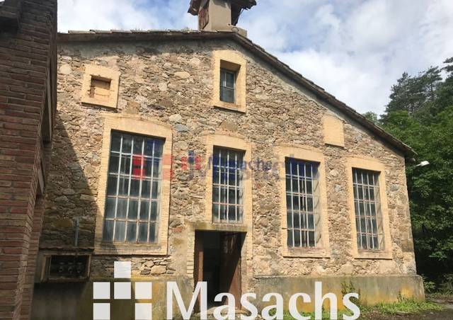 Nave industrial en Venta en Vilada