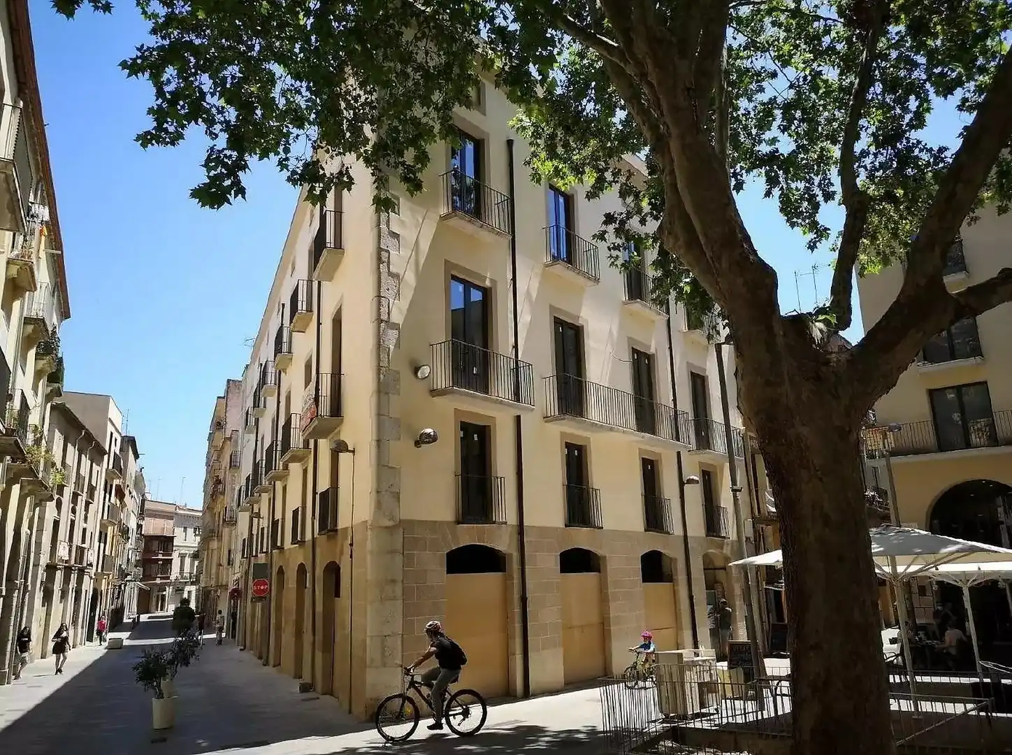 Mixed residential for sale in Centre