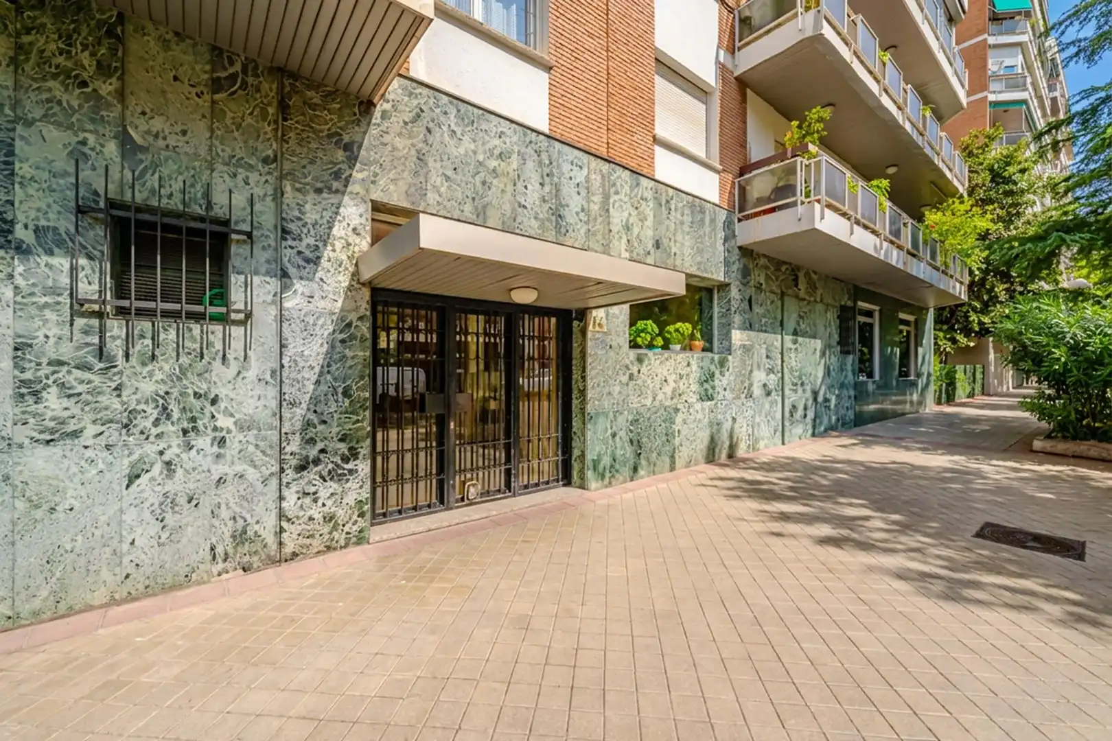 Vista exterior de Apartamento en venta en Hortaleza