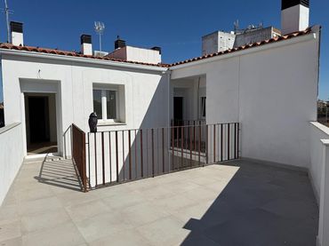 Apartamento con balcón en venta en Casco Antiguo
