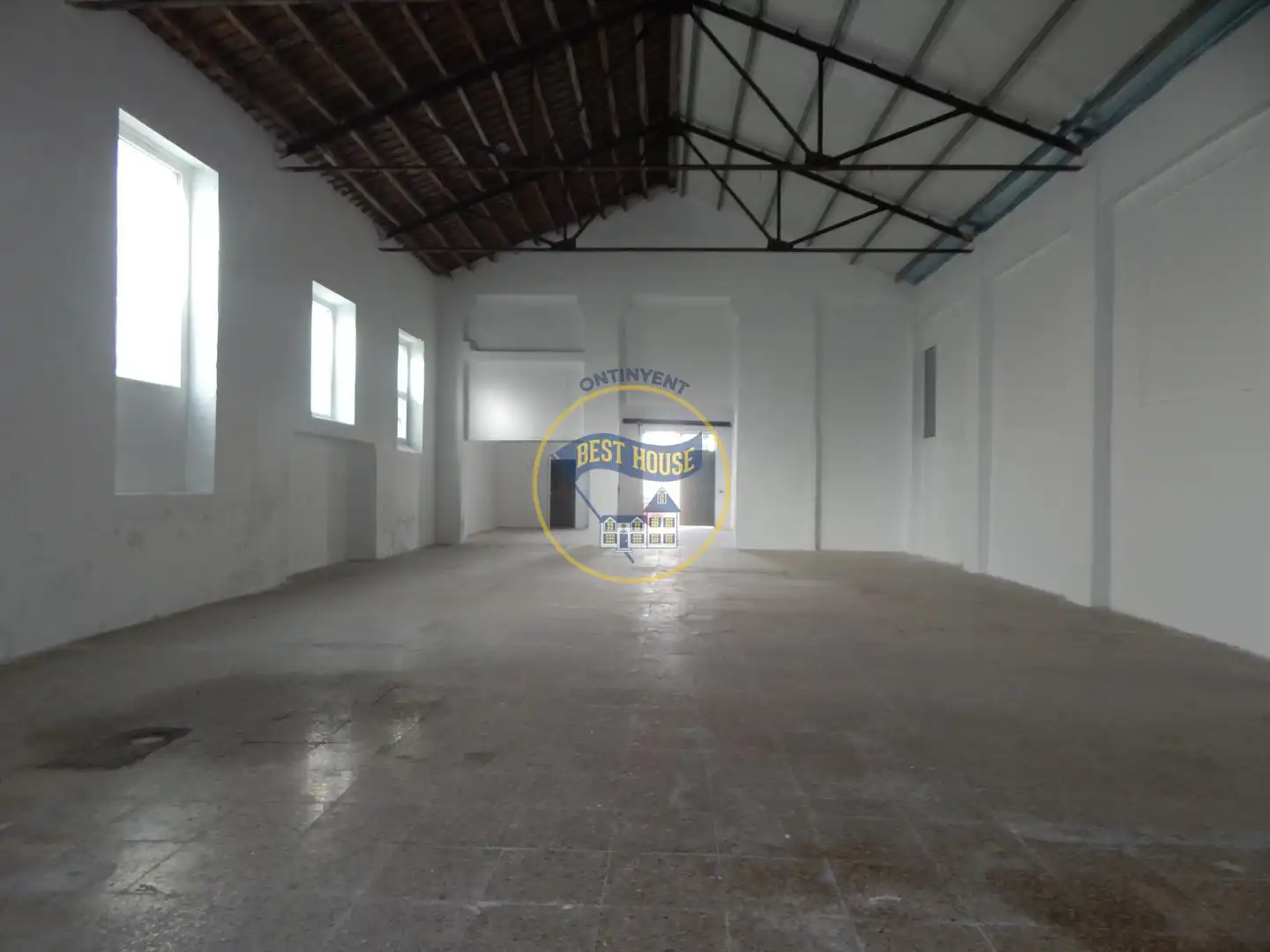 Nau industrial de lloguer en Bocairent