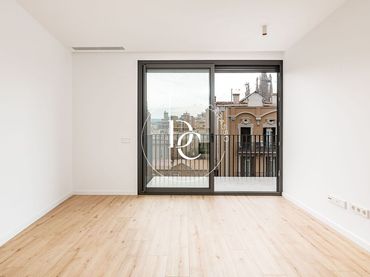 Piso con balcón en venta en Carrer del Consell de Cent