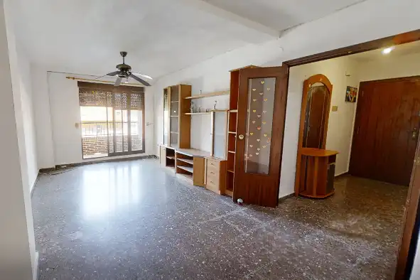 Piso con terraza en venta en Alginet, imagen 2