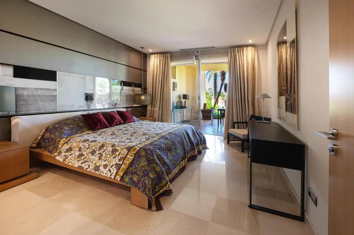 Piso con ascensor en venta en Milla de Oro, imagen 11