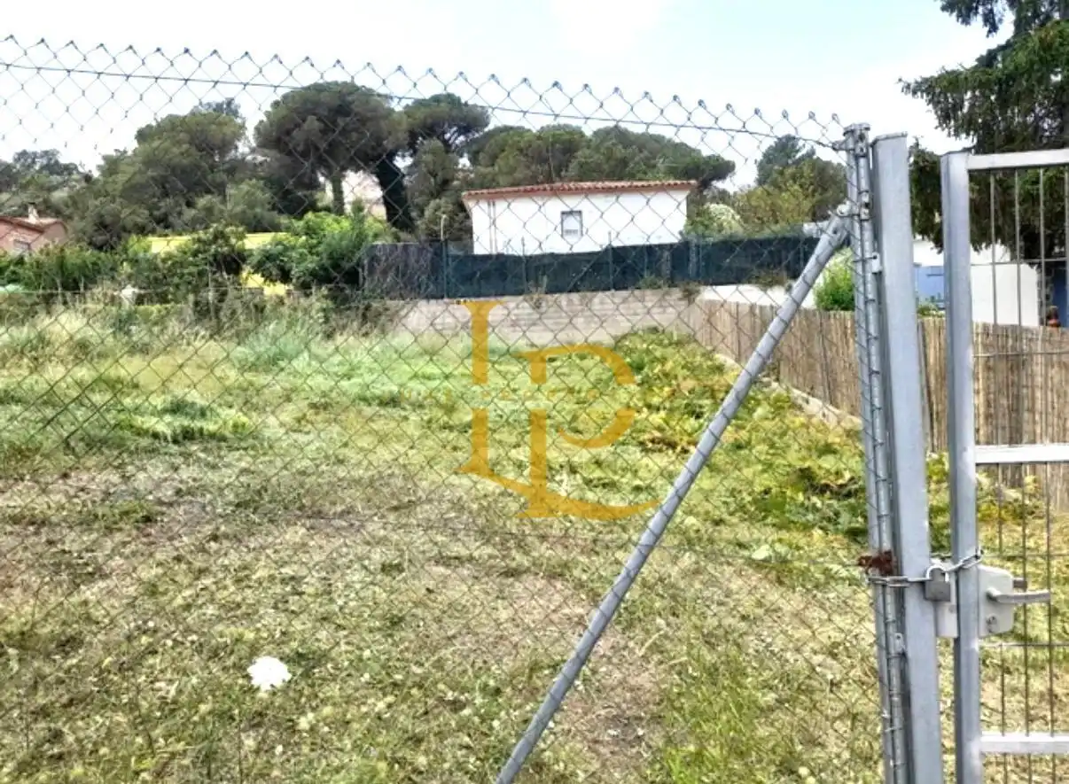 Terreno residencial en venta en Carrer Verge, imagen 2